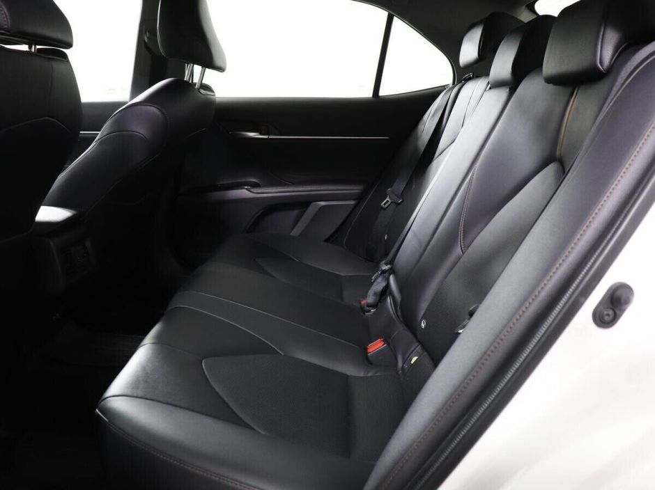 Toyota Camry 2.0 АКПП, 2018, 66 000 км фото 11