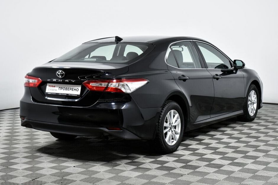 Toyota Camry 2.0 АКПП, 2018, 72 000 км фото 2
