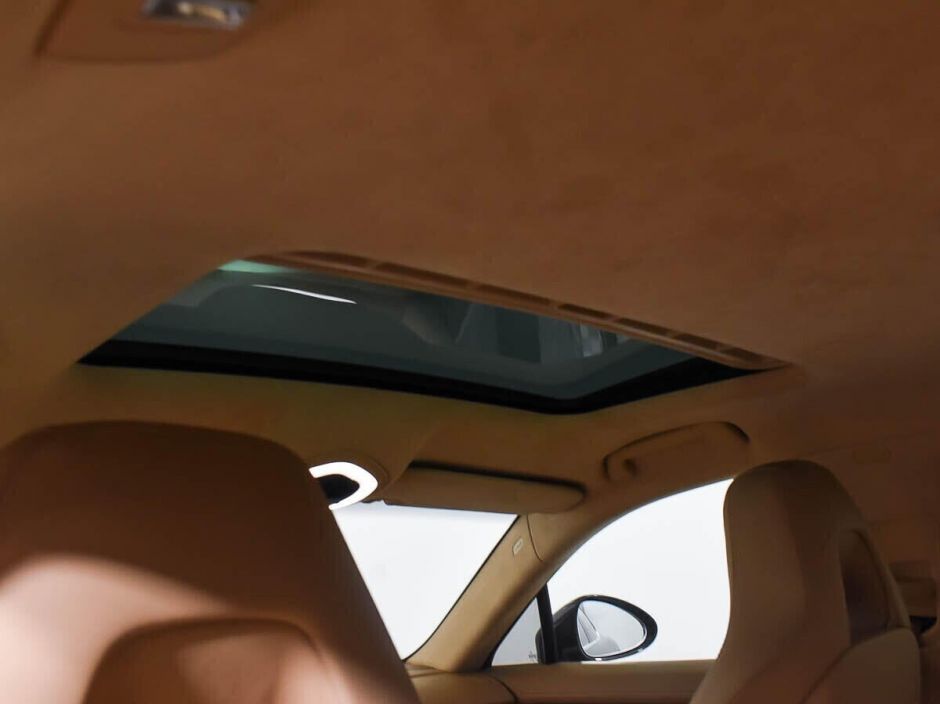 Porsche Panamera 4.8 РКПП, 2011, 158 000 км фото 12