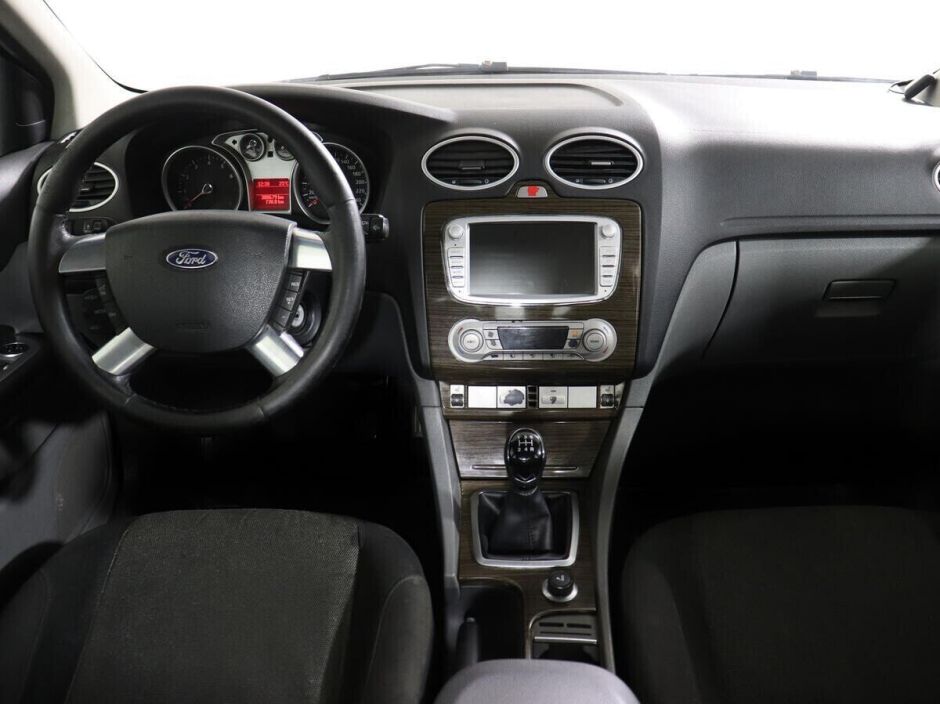 Ford Focus 1.8 МКПП, 2008, 179 000 км фото 12