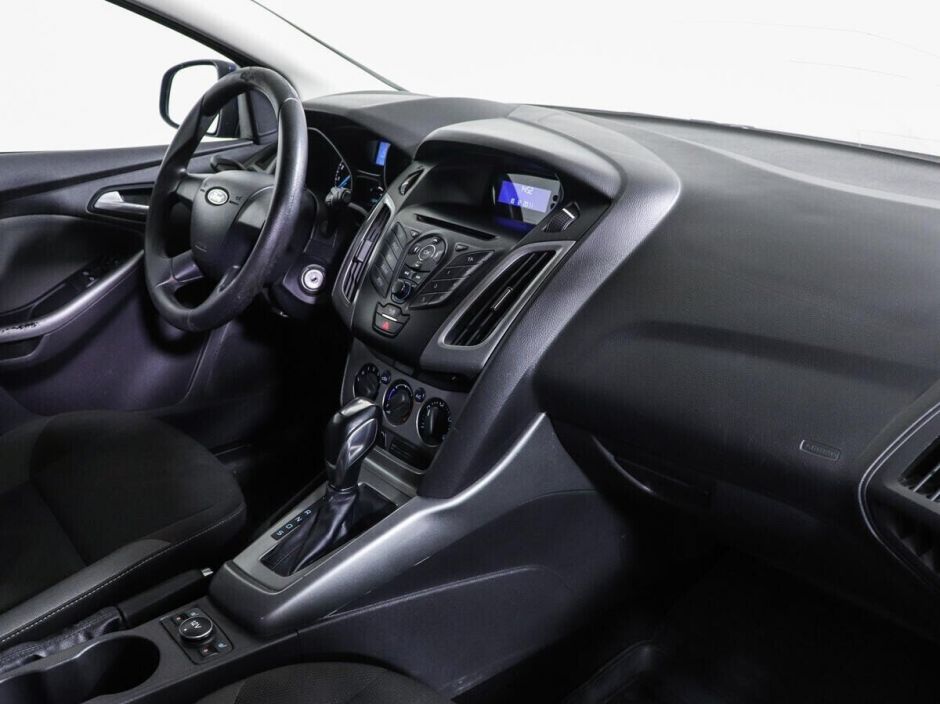 Ford Focus 1.6 РКПП, 2012, 140 000 км фото 9