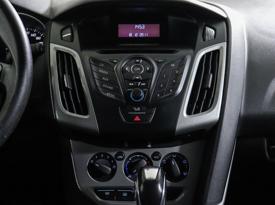 Ford Focus 1.6 РКПП, 2012, 140 000 км фото 13