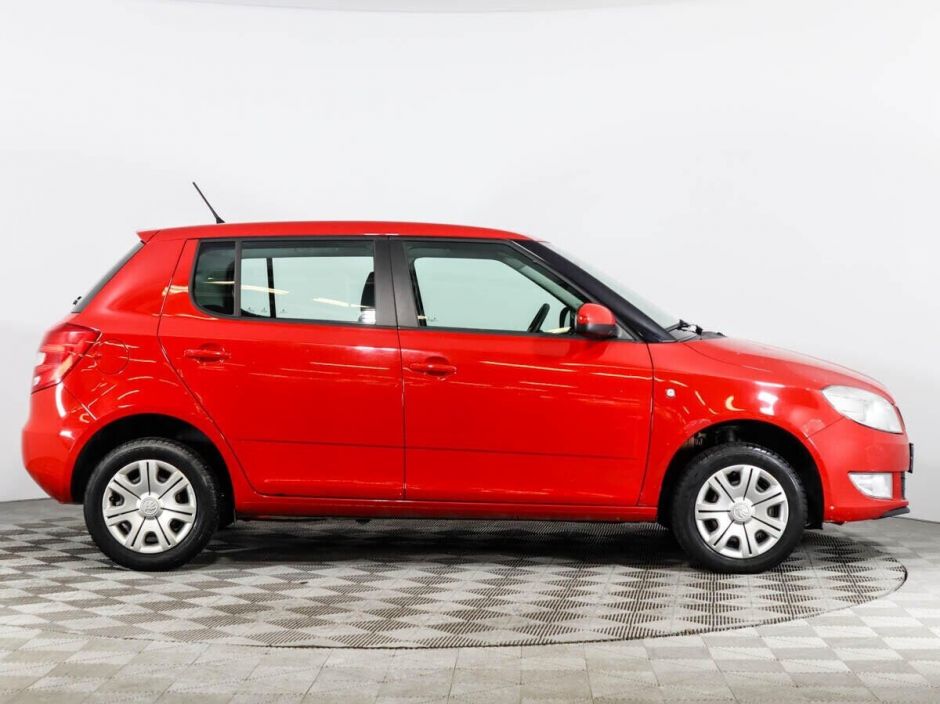 Skoda Fabia 1.4 МКПП, 2013, 131 000 км фото 4