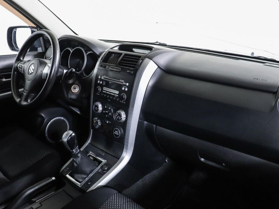 Suzuki Grand Vitara 2.0 МКПП, 2008, 180 000 км фото 9