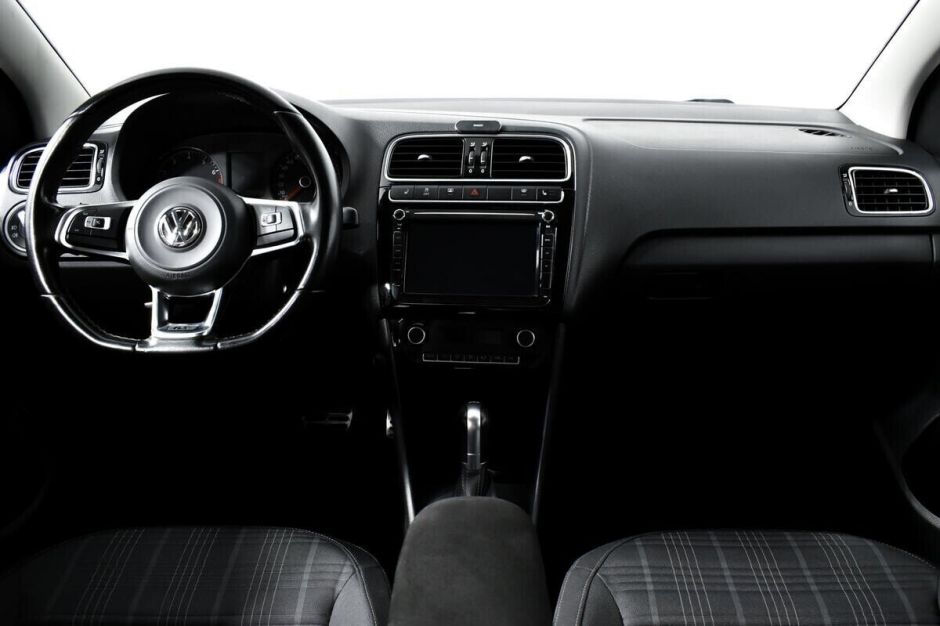 Volkswagen Polo 1.4 РКПП, 2017, 77 000 км фото 11