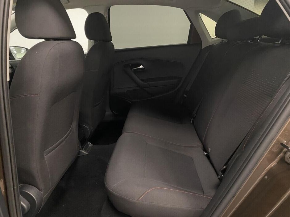 Volkswagen Polo 1.6 МКПП, 2017, 80 000 км фото 14