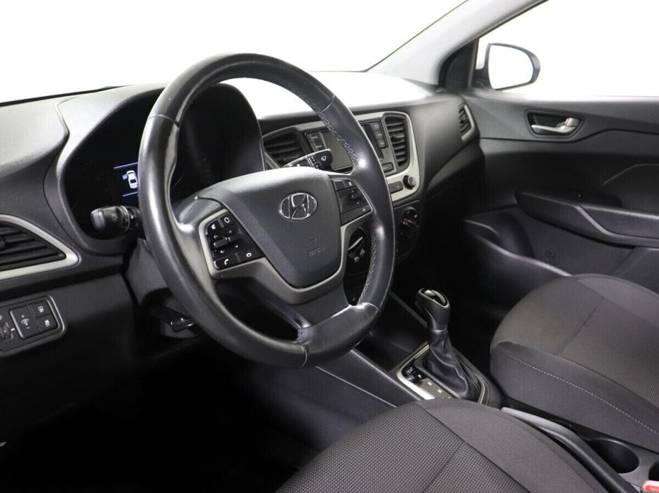 Hyundai Solaris 1.4 АКПП, 2018, 65 000 км фото 14