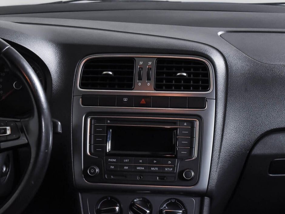 Volkswagen Polo 1.6 АКПП, 2016, 89 000 км фото 15