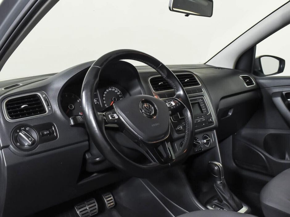 Volkswagen Polo 1.6 АКПП, 2016, 89 000 км фото 16