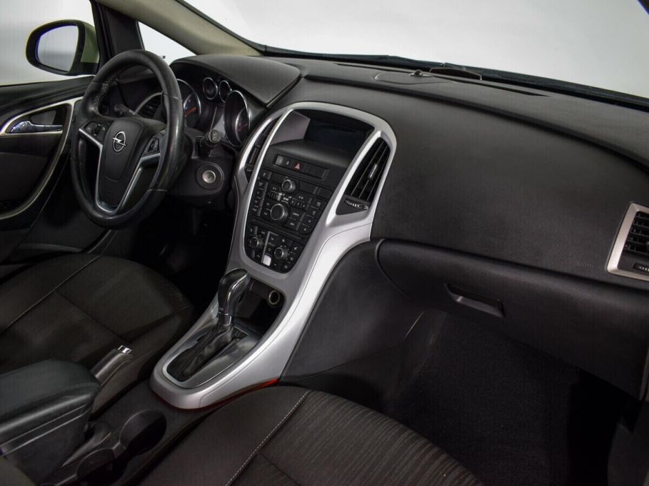 Opel Astra 1.4 АКПП, 2011, 146 000 км фото 9