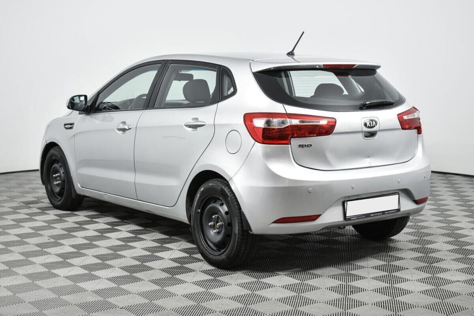 Kia Rio 1.4 МКПП, 2014, 111 000 км фото 7