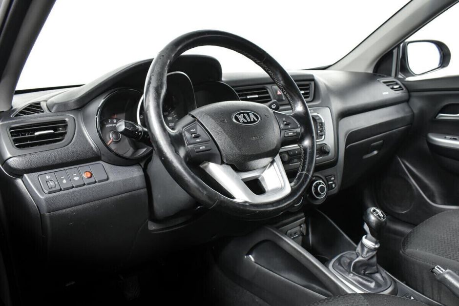 Kia Rio 1.4 МКПП, 2014, 111 000 км фото 13