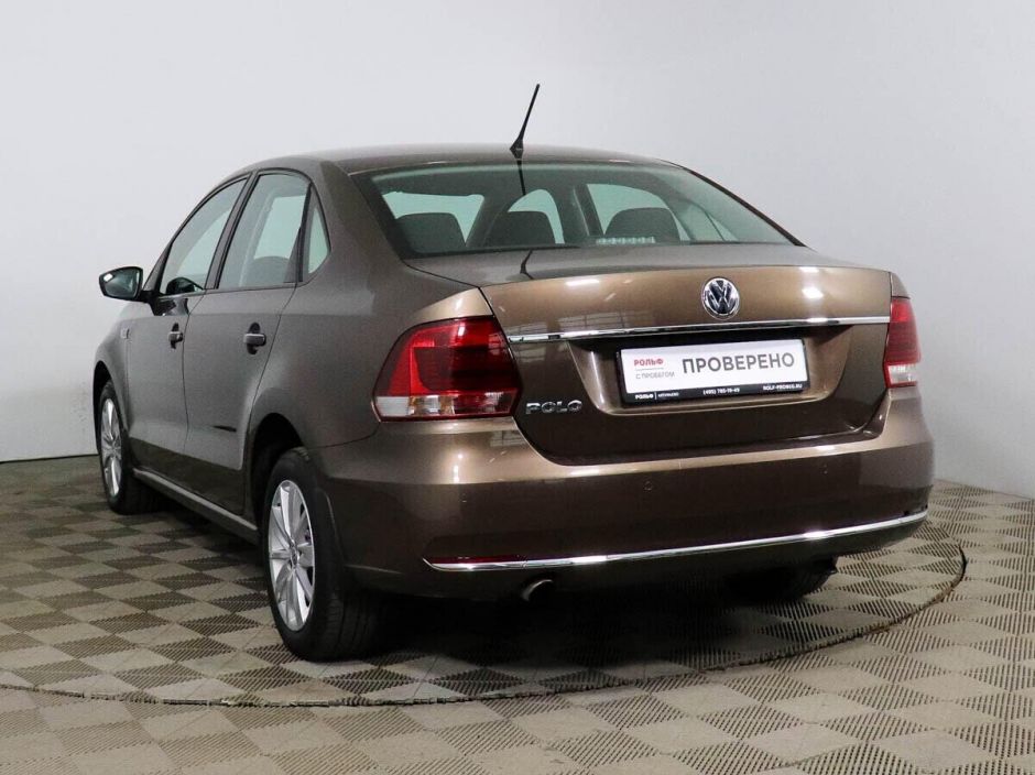 Volkswagen Polo 1.6 АКПП, 2016, 88 000 км фото 2