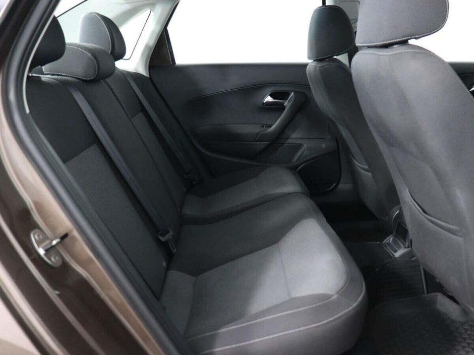 Volkswagen Polo 1.6 АКПП, 2016, 88 000 км фото 12