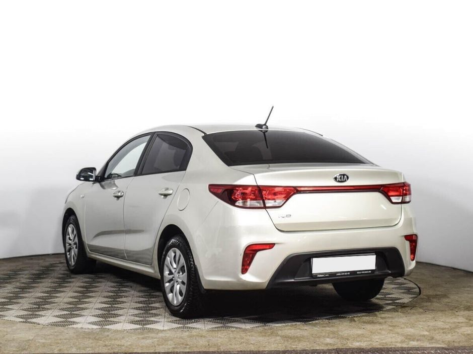 Kia Rio 1.6 АКПП, 2019, 62 000 км фото 7