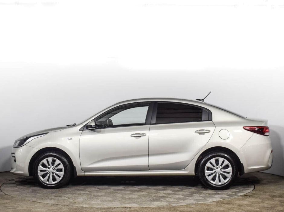 Kia Rio 1.6 АКПП, 2019, 62 000 км фото 8