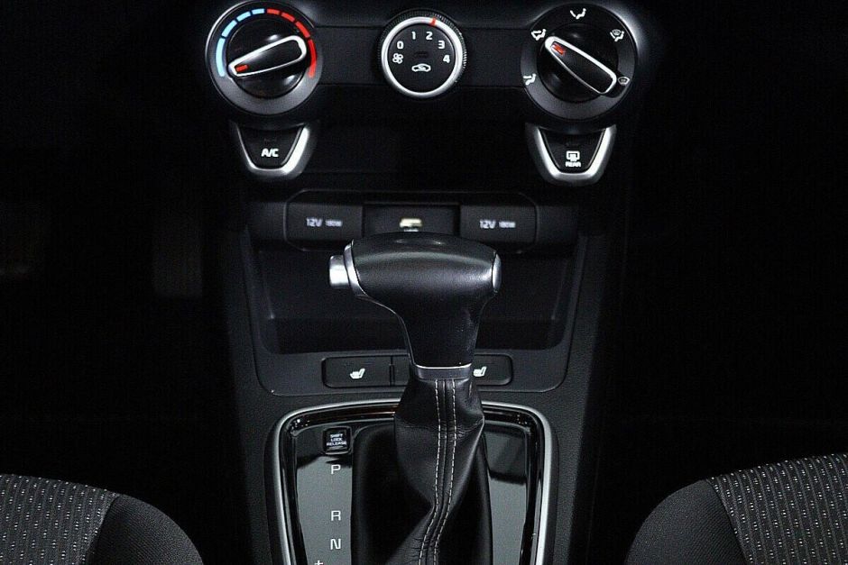 Kia Rio 1.6 АКПП, 2021, 29 000 км фото 14