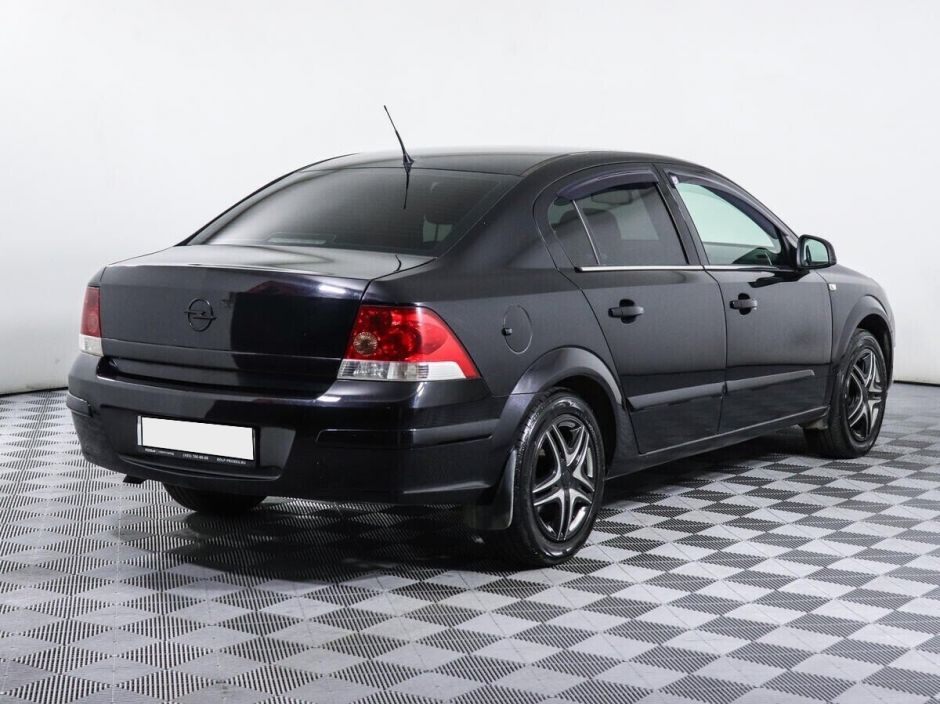 Opel Astra 1.8 АКПП, 2011, 154 000 км фото 6