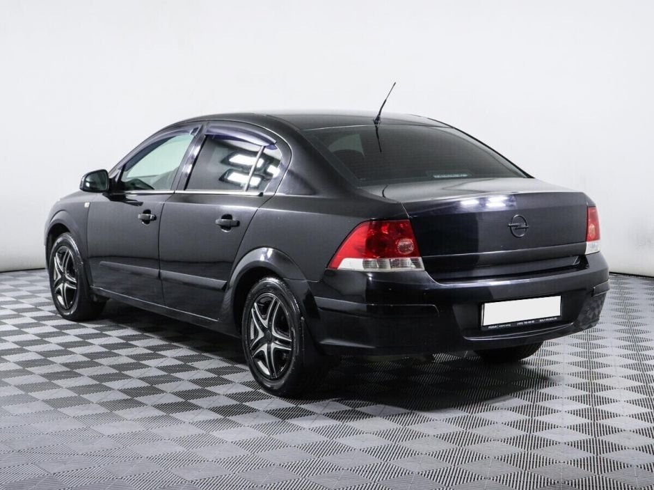 Opel Astra 1.8 АКПП, 2011, 154 000 км фото 7