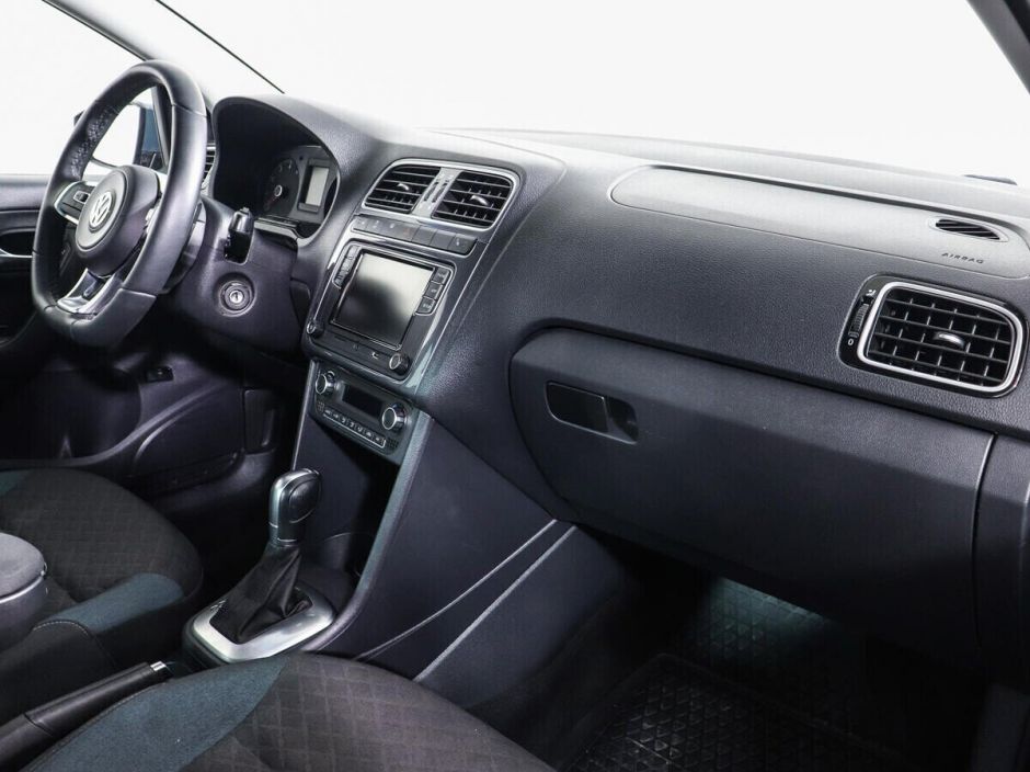 Volkswagen Polo 1.4 РКПП, 2019, 53 000 км фото 9
