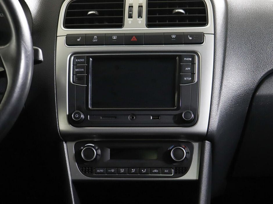 Volkswagen Polo 1.4 РКПП, 2018, 61 000 км фото 13