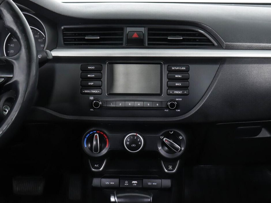 Kia Rio 1.6 АКПП, 2018, 73 000 км фото 12
