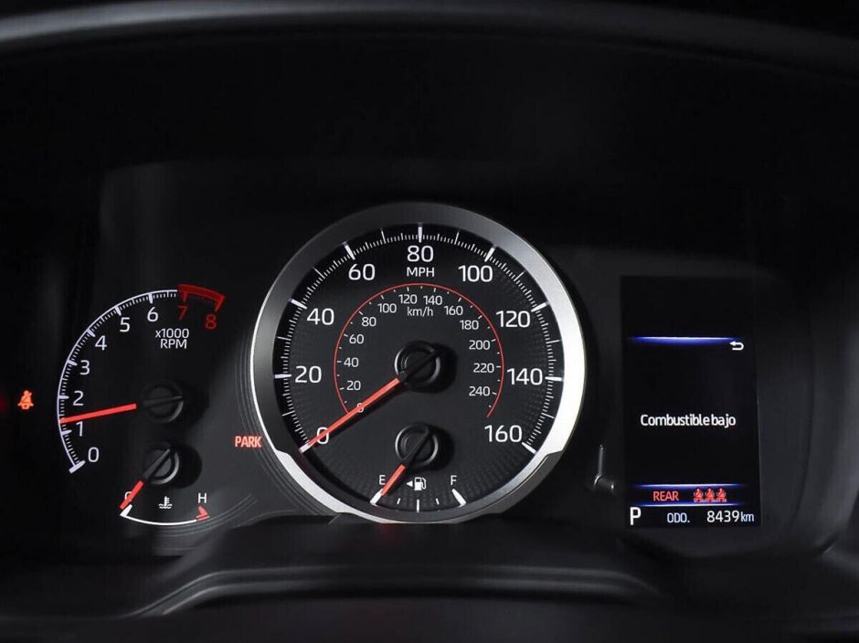 Toyota Corolla 2.0 CVT, 2021, 38 000 км фото 13