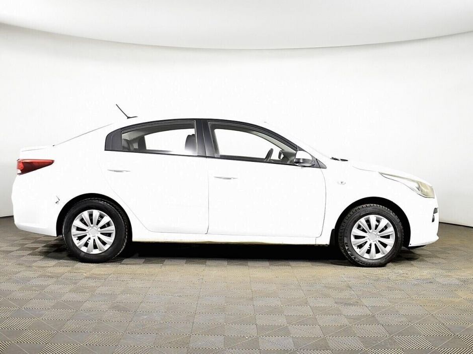 Kia Rio 1.4 АКПП, 2018, 70 000 км фото 4
