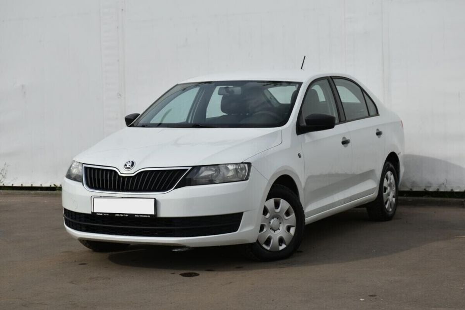 Skoda Rapid 1.6 МКПП, 2015, 100 000 км фото 1