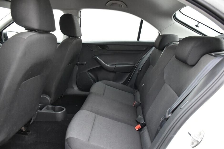 Skoda Rapid 1.6 МКПП, 2015, 100 000 км фото 10