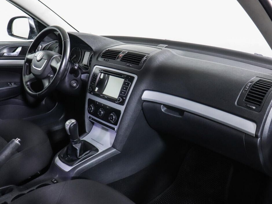 Skoda Octavia 1.4 МКПП, 2009, 170 000 км фото 9