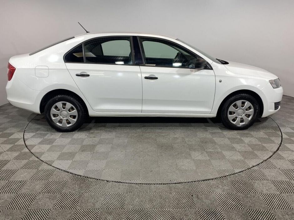 Skoda Rapid 1.6 МКПП, 2015, 97 000 км фото 4