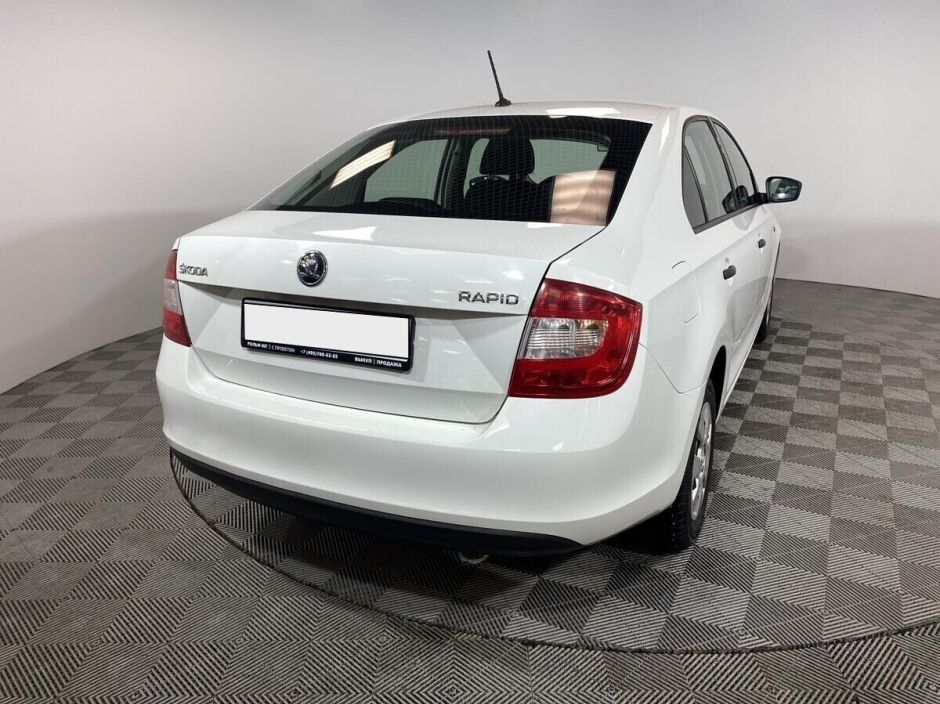 Skoda Rapid 1.6 МКПП, 2015, 97 000 км фото 5