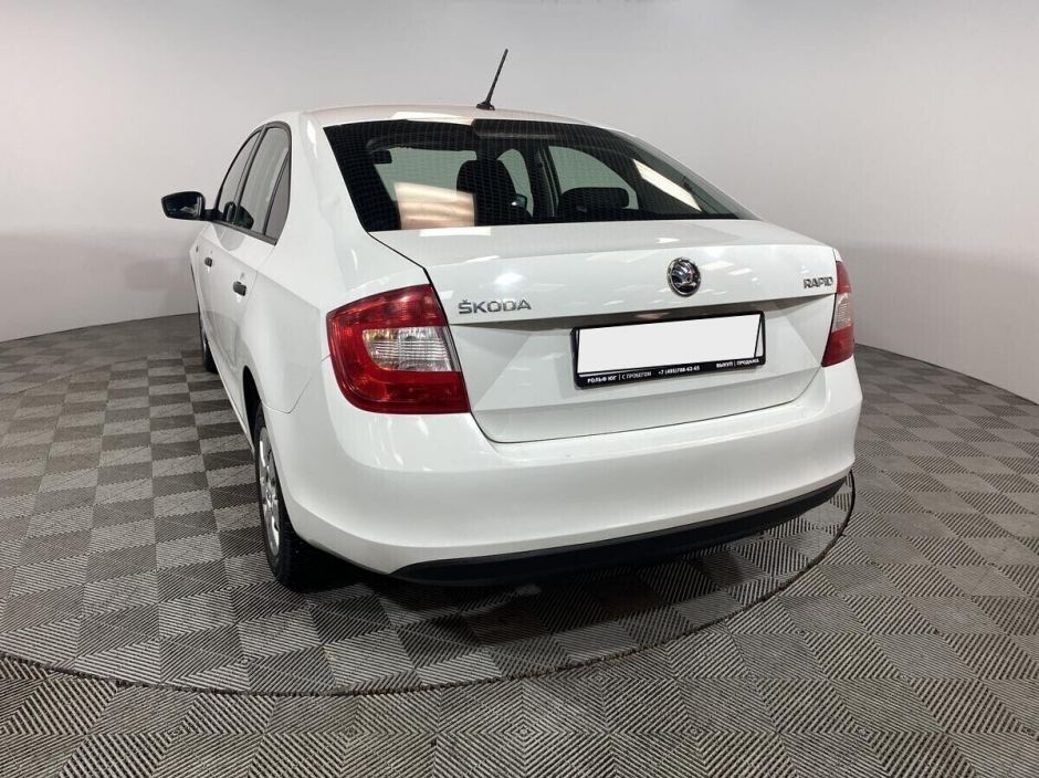 Skoda Rapid 1.6 МКПП, 2015, 97 000 км фото 7