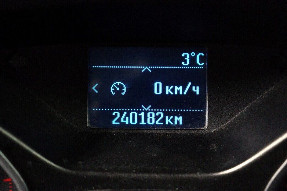 Ford Focus 1.6 МКПП, 2018, 64 000 км фото 11