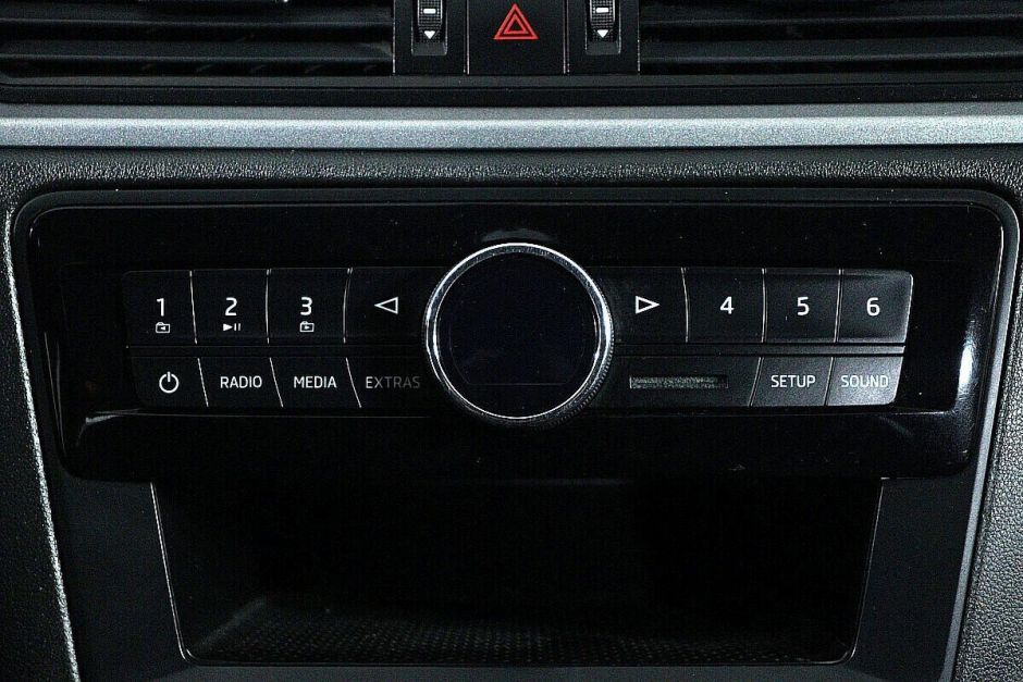 Skoda Rapid 1.6 МКПП, 2015, 99 000 км фото 14