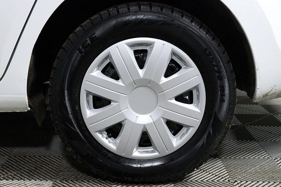 Skoda Rapid 1.6 МКПП, 2015, 99 000 км фото 17