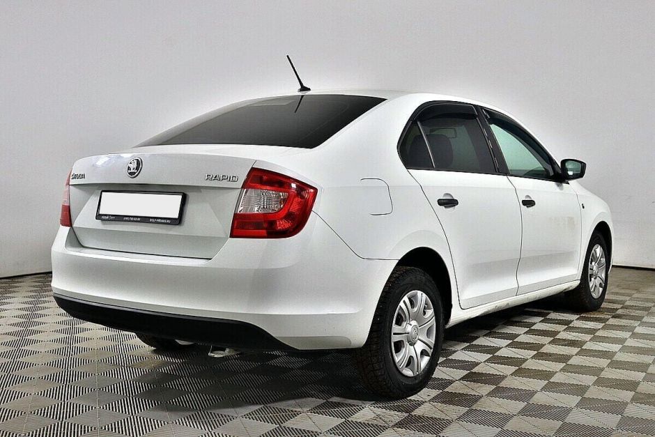 Skoda Rapid 1.6 МКПП, 2015, 109 000 км фото 5