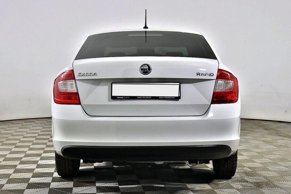 Skoda Rapid 1.6 МКПП, 2015, 109 000 км фото 6