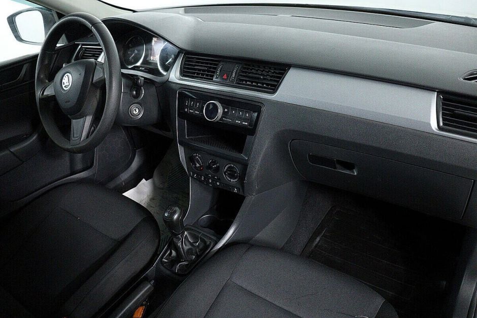 Skoda Rapid 1.6 МКПП, 2015, 109 000 км фото 10