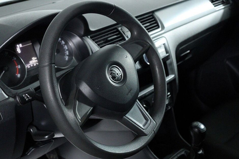 Skoda Rapid 1.6 МКПП, 2015, 109 000 км фото 15