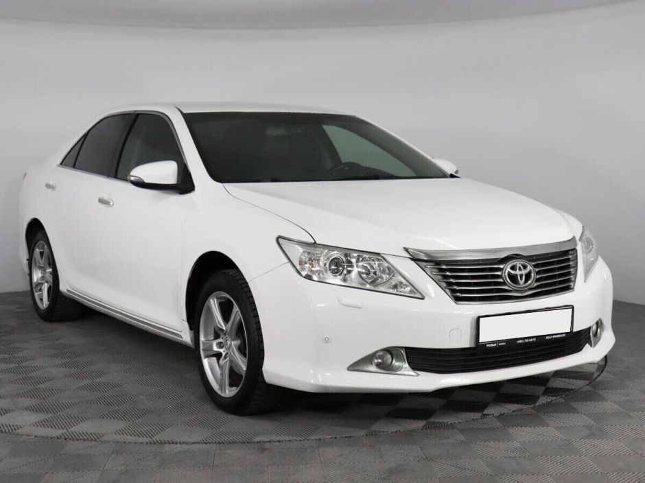 Toyota Camry 2.5 АКПП, 2012, 144 000 км фото 3