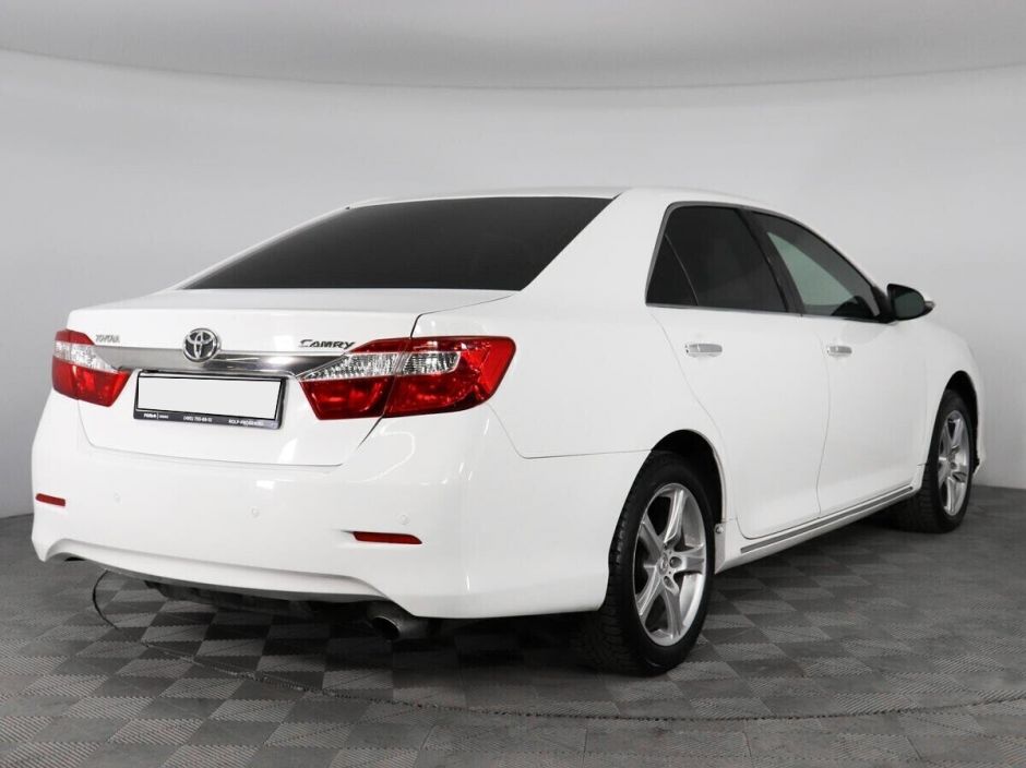 Toyota Camry 2.5 АКПП, 2012, 144 000 км фото 5