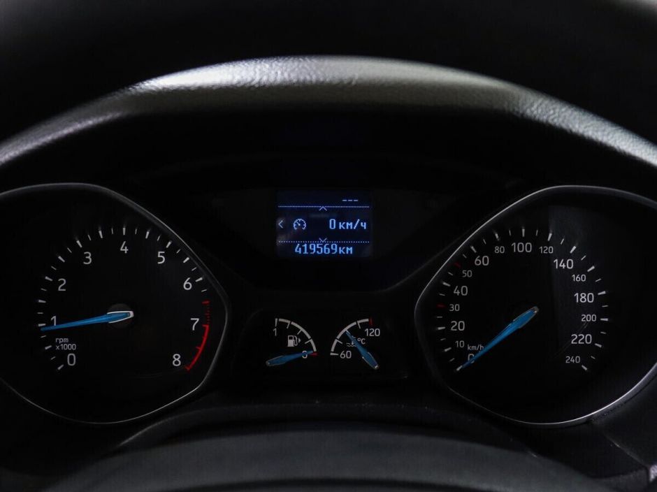 Ford Focus 1.6 МКПП, 2016, 90 000 км фото 11