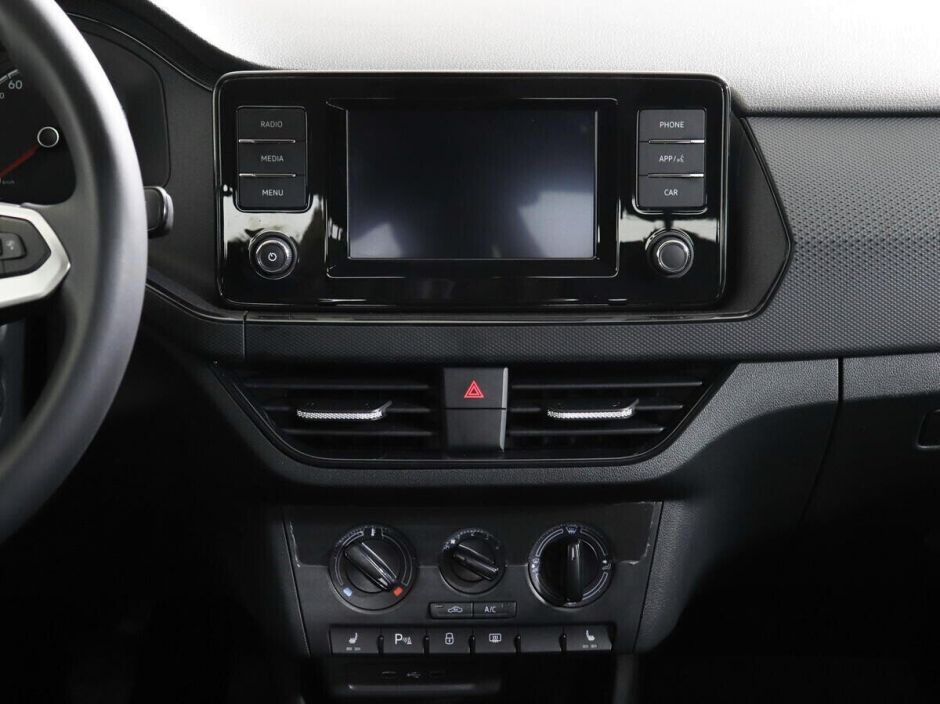 Volkswagen Polo 1.6 МКПП, 2022, 16 000 км фото 13