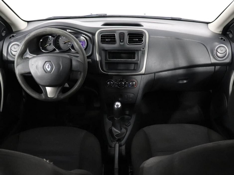 Renault Logan 1.6 МКПП, 2017, 76 000 км фото 8