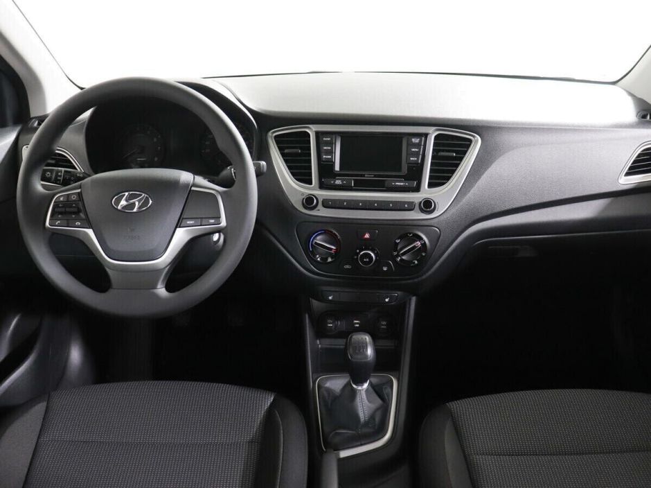 Hyundai Solaris 1.6 МКПП, 2022, 26 000 км фото 12