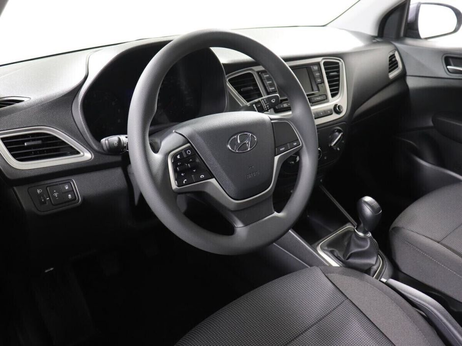 Hyundai Solaris 1.6 МКПП, 2022, 26 000 км фото 14