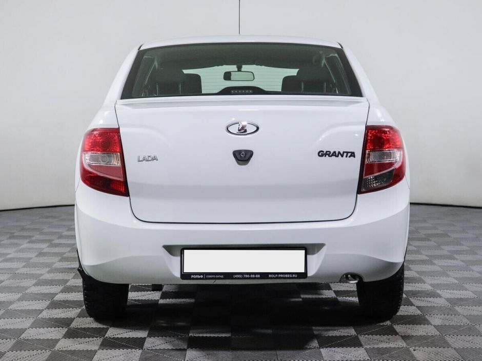 LADA (ВАЗ) Granta 1.6 МКПП, 2018, 64 000 км фото 6