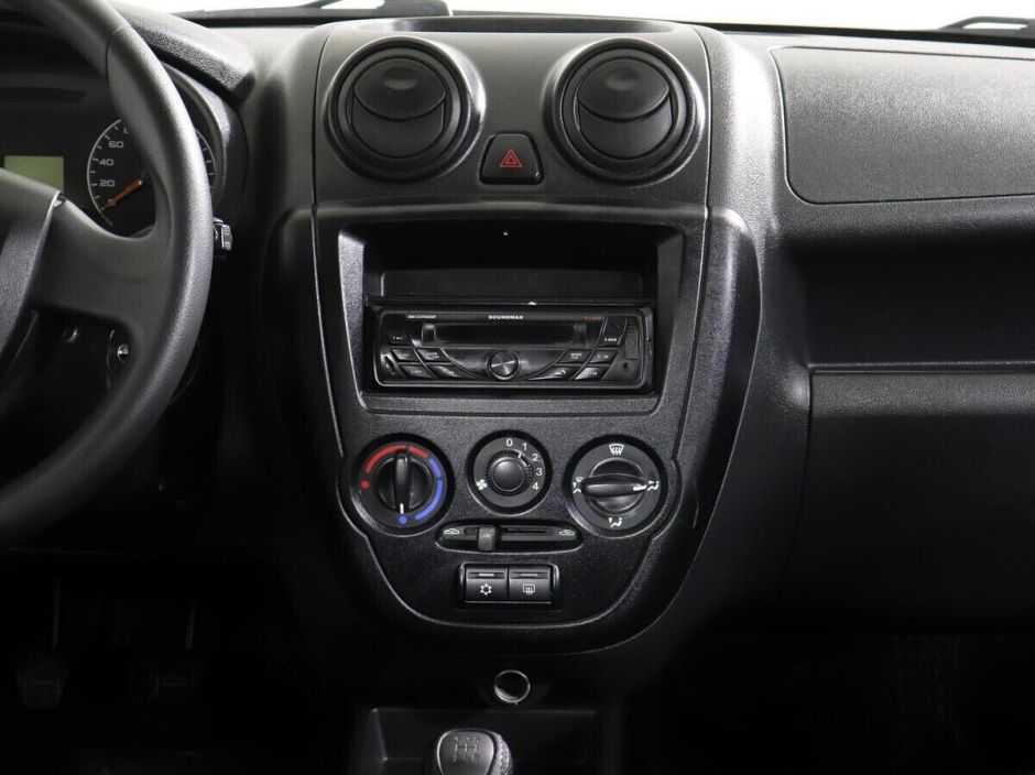 LADA (ВАЗ) Granta 1.6 МКПП, 2018, 64 000 км фото 13